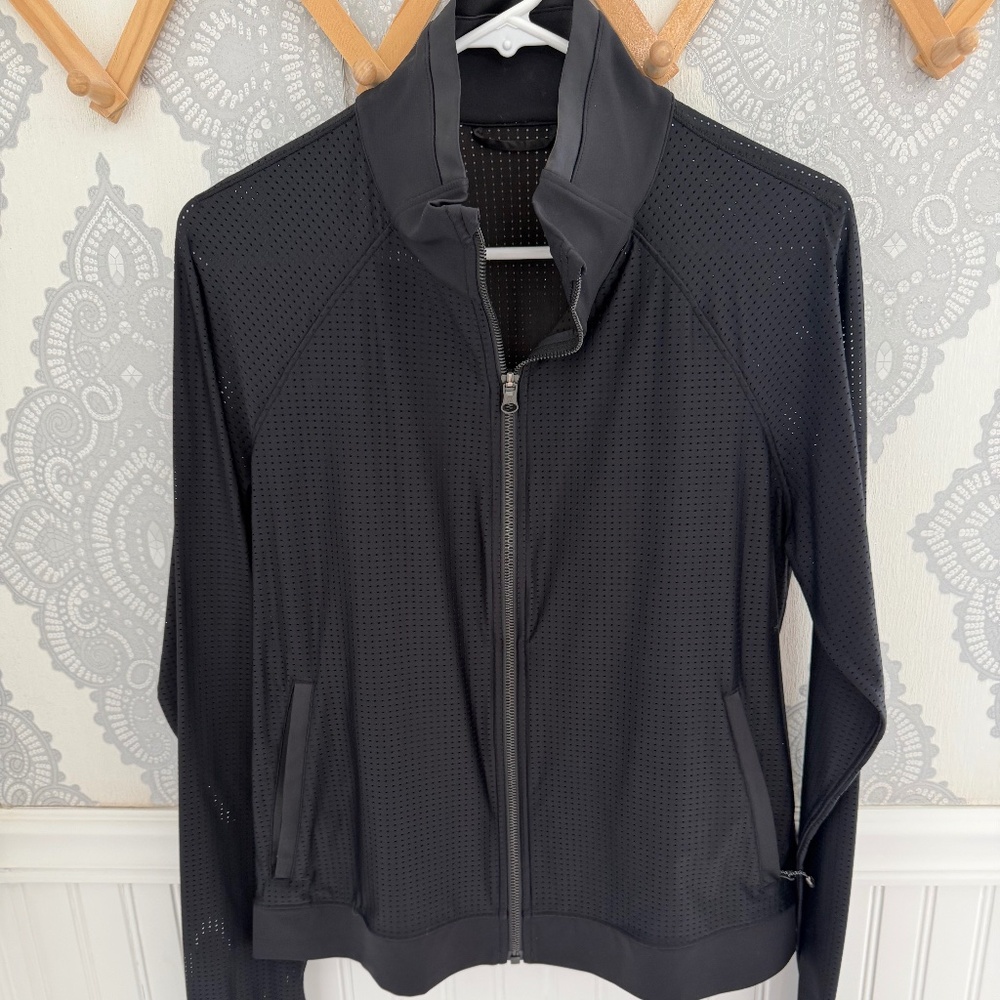 Lululemon Women's Perforated Black Jacket Size 12